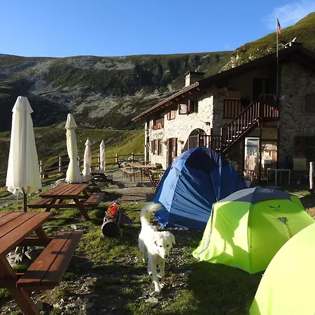 Rifugio Fontana Mura Campingplatz *