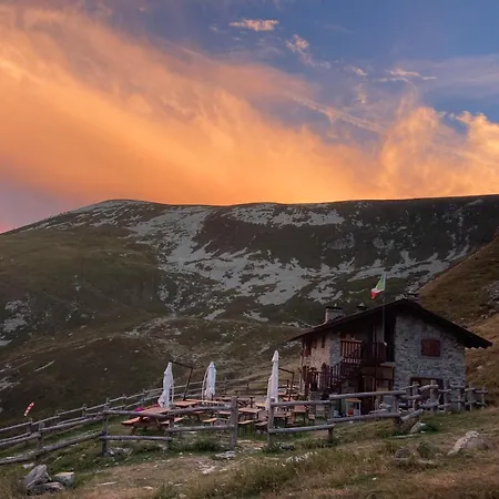 Rifugio Fontana Mura