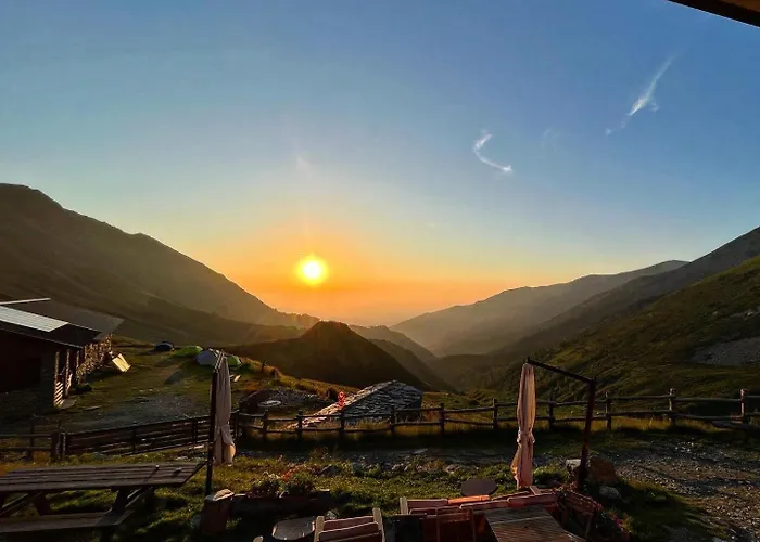 Rifugio Fontana Mura Кемпинг *